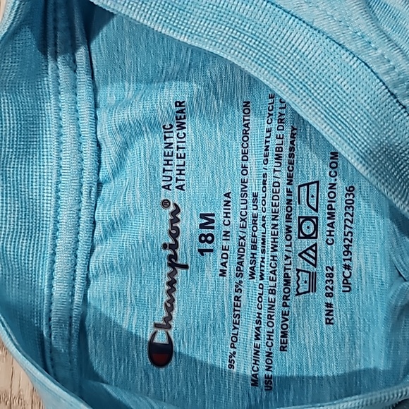 Champion tee shirt - Picture 4 of 5